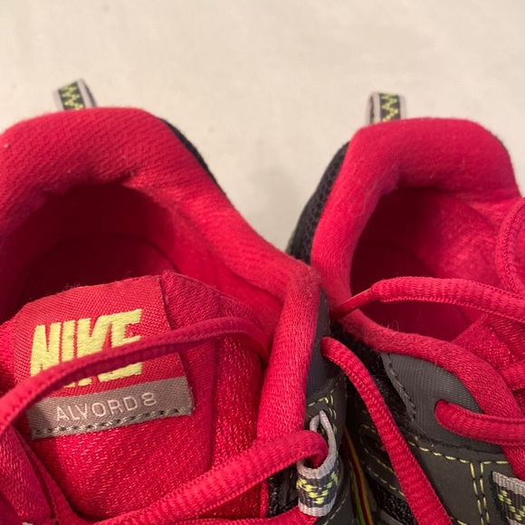 Nike Alvord running shoes 396037-007 - Picture 12 of 16